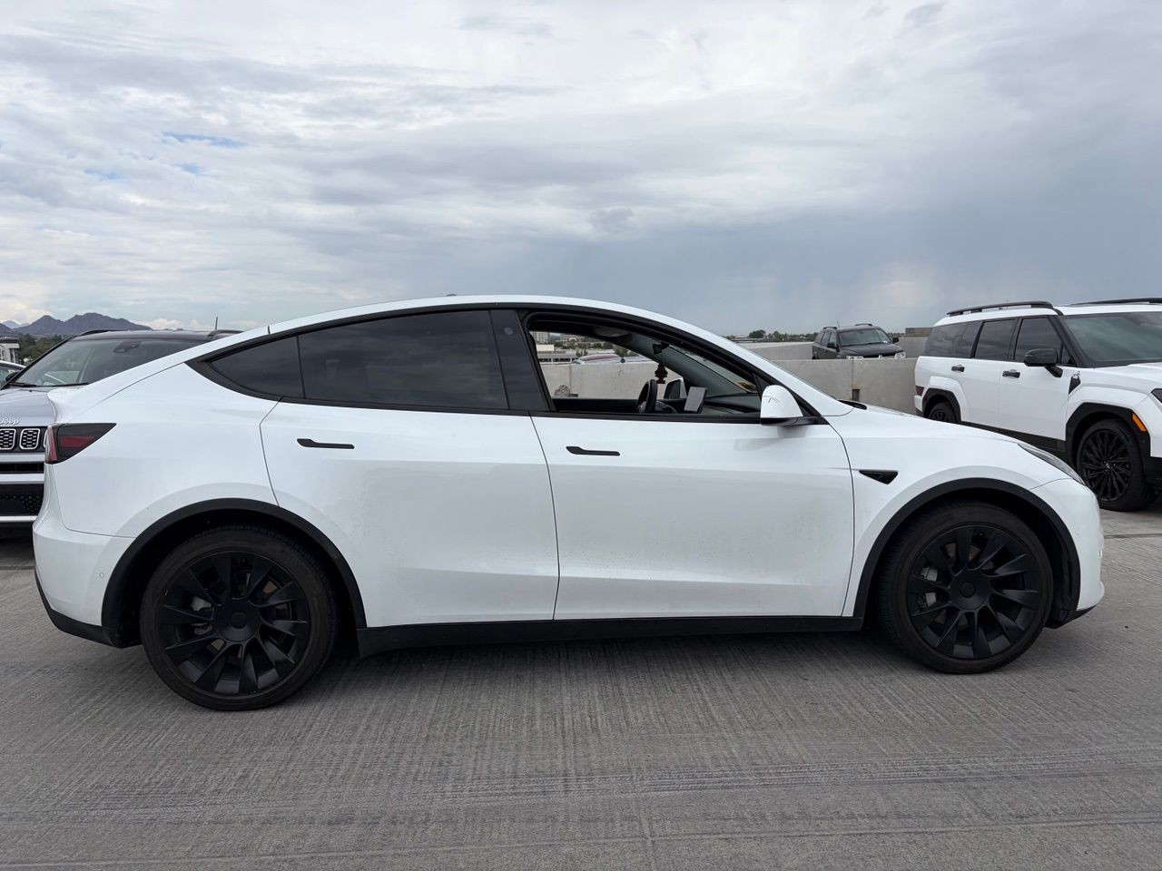 tesla model y 2022 7SAYGDEE4NF481859 image tesla model y 2022 7SAYGDEE4NF481859 image